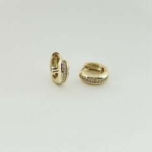 18K Gold Diamond Huggie Hoop Earrings